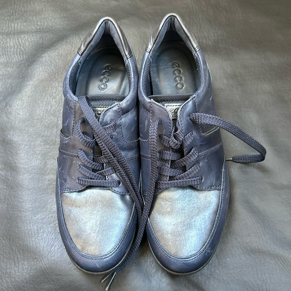 Brand new Ecco navy blue walking shoes